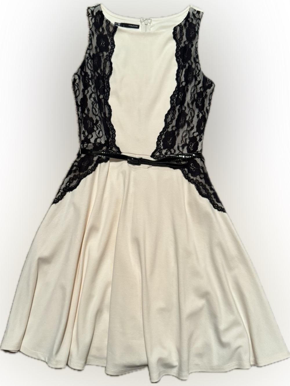 NWT Maurices Sz 7/8 Soft Cream Midi Dress with Black Lace Accent and Black belt